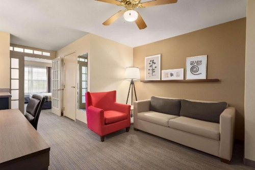 Country Inn & Suites by Radisson, Milwaukee Airport, WI image 11