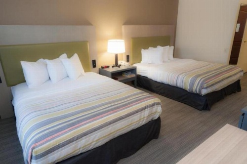 Country Inn & Suites by Radisson, Milwaukee Airport, WI image 3